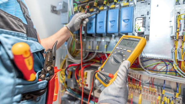 Best Emergency Electrical Repair  in Maricopa, AZ
